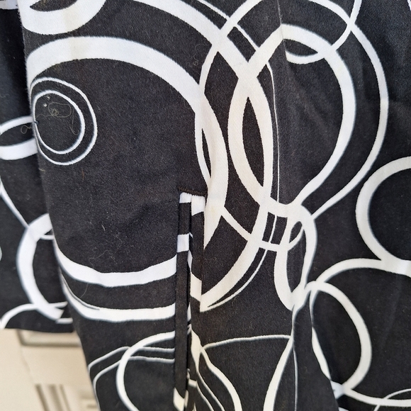 JohnPaul Richard Cropped FullCut Jacket SzL Blk/Wht Print Collar 3/4Sleeves NWOT - Picture 6 of 10